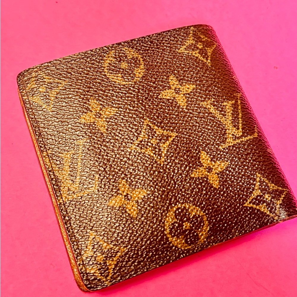 Louis Vuitton Monogram man’s wallet - Picture 9 of 11